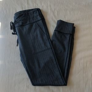 Herringbone Aerie Leggings - With Pockets!